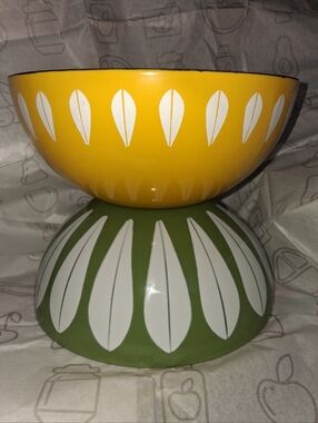 2 OUTSTANDING VINTAGE MCM "CATHRINEHOLM" NORWAY LOTUS BOWLS.